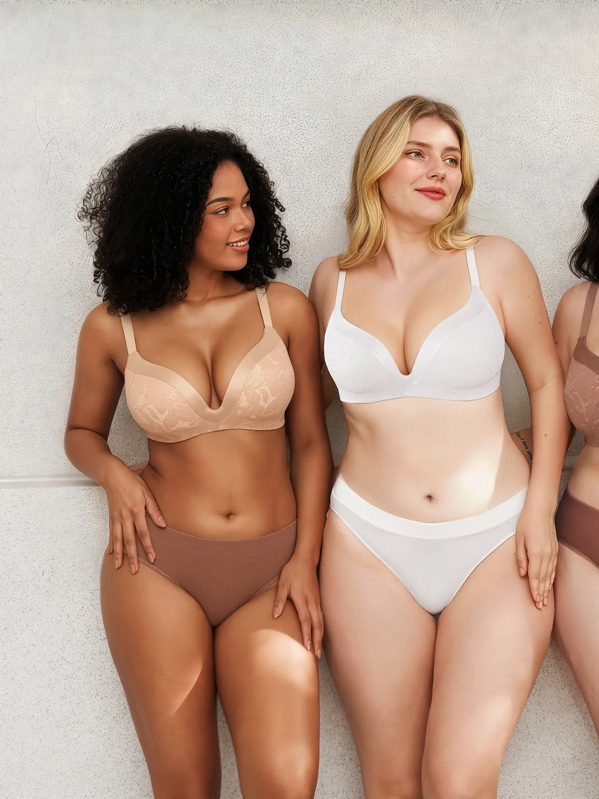 Lace Full Coverage Comfort Sculpting Plunge Bra - Image 32