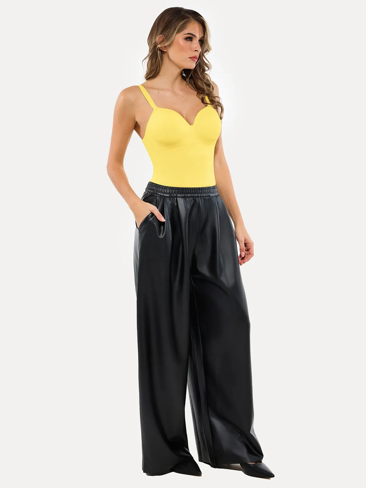 Seamless All-in-One Push-Up Sculpting Cami Top - Image 7
