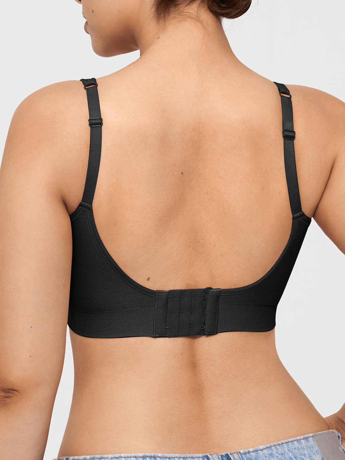 Seamless Adjustable Wide-Strap Underwire-Free Smoothing Bra - Image 9