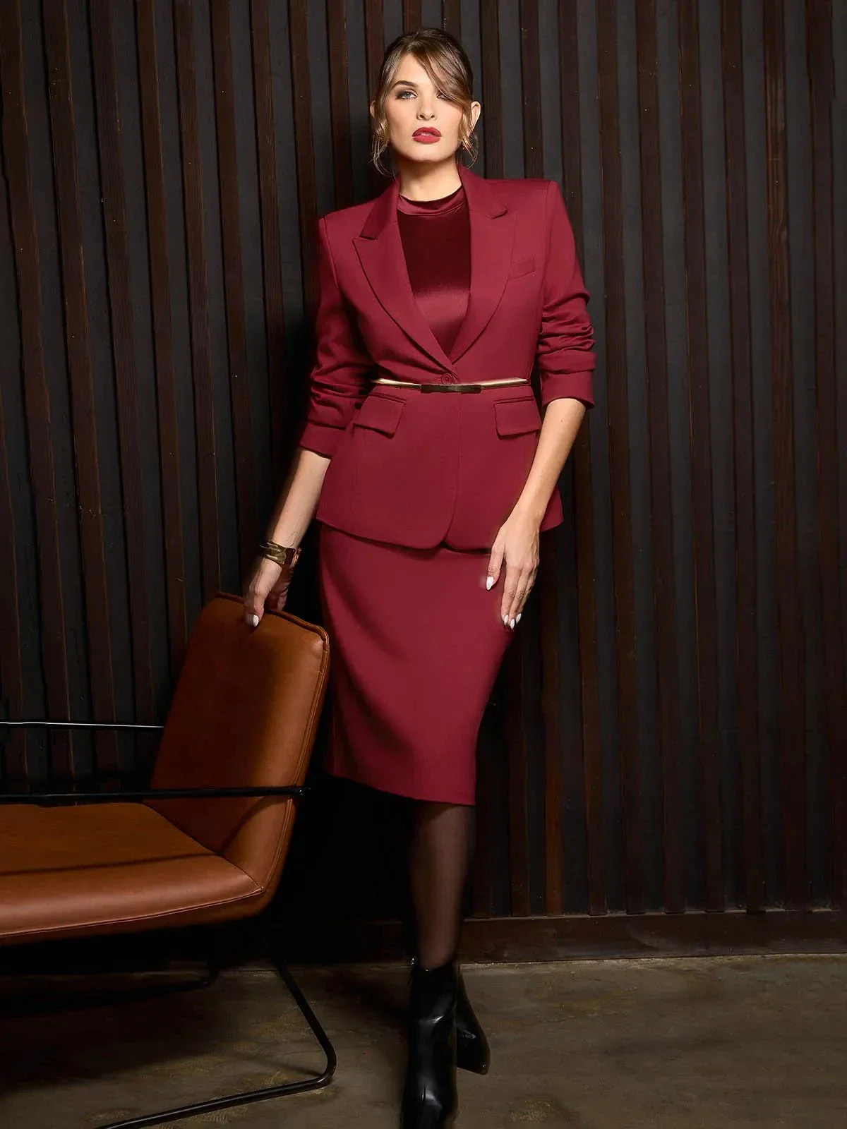 Shape-Sculpting Fitted Blazer - Image 30