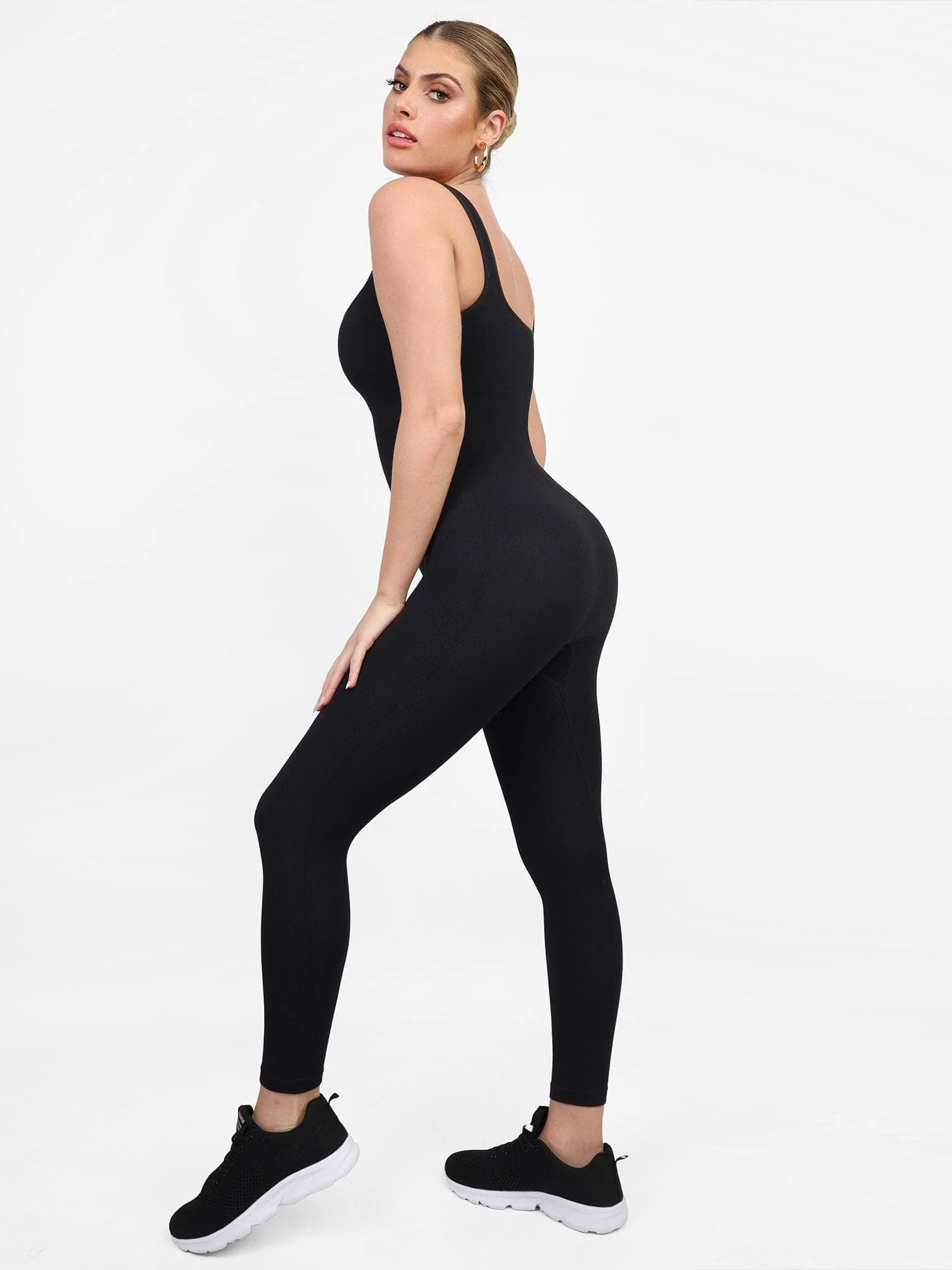 The Shapewear Coverall Sport Seamless Square Neck - Image 13