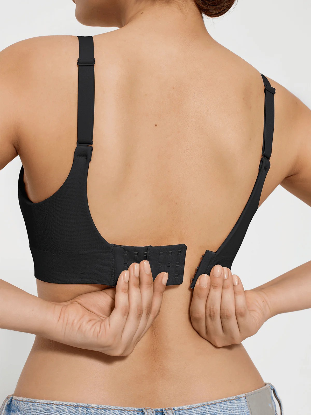 ContourLift™ Seamless Wireless Shaping Push Up Bra - Image 14
