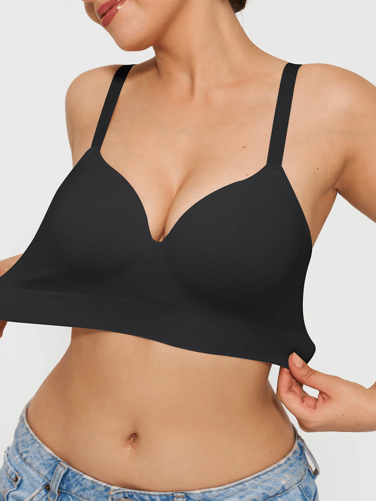 ContourLift™ Seamless Wireless Shaping Push Up Bra - Image 16