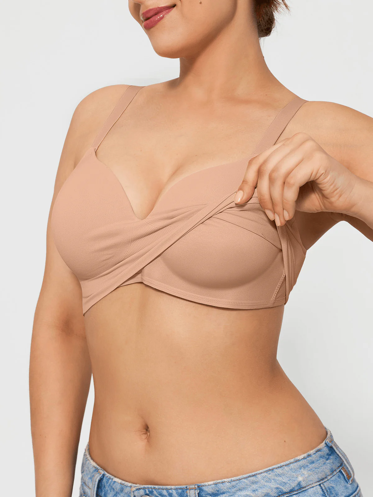 ContourLift™ Seamless Wireless Shaping Push Up Bra - Image 21