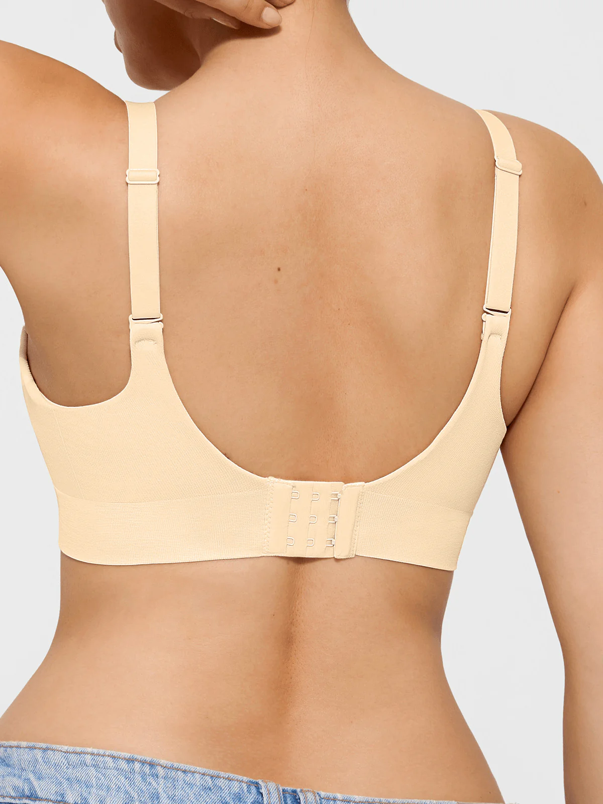 ContourLift™ Seamless Wireless Shaping Push Up Bra - Image 28